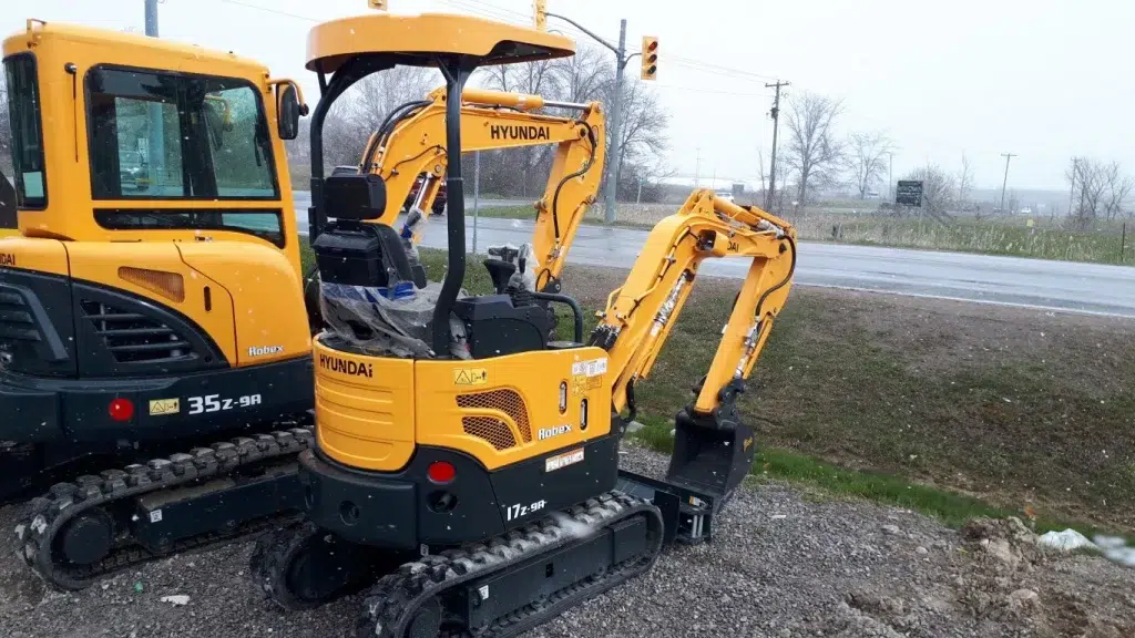 HYUNDAI 17Z-9A Excavators