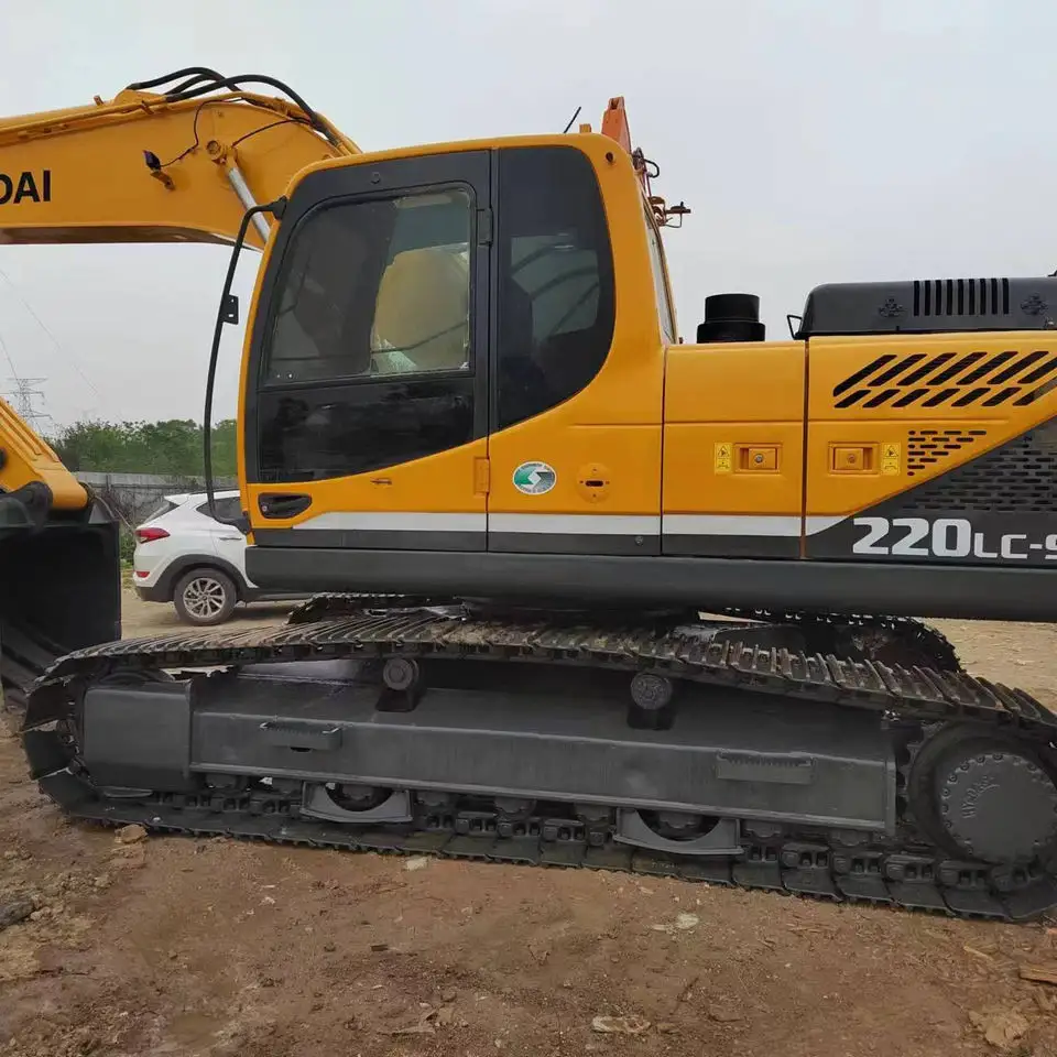 HYUNDAI R200-9 Excavators