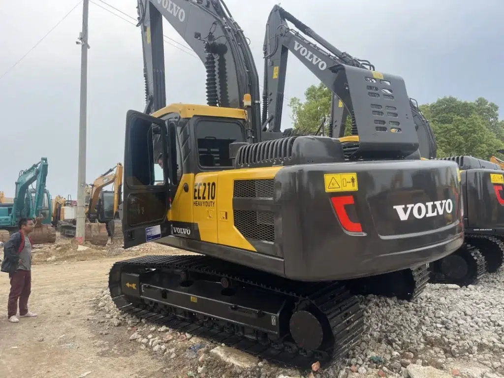 Used Volvo EC210 excavator