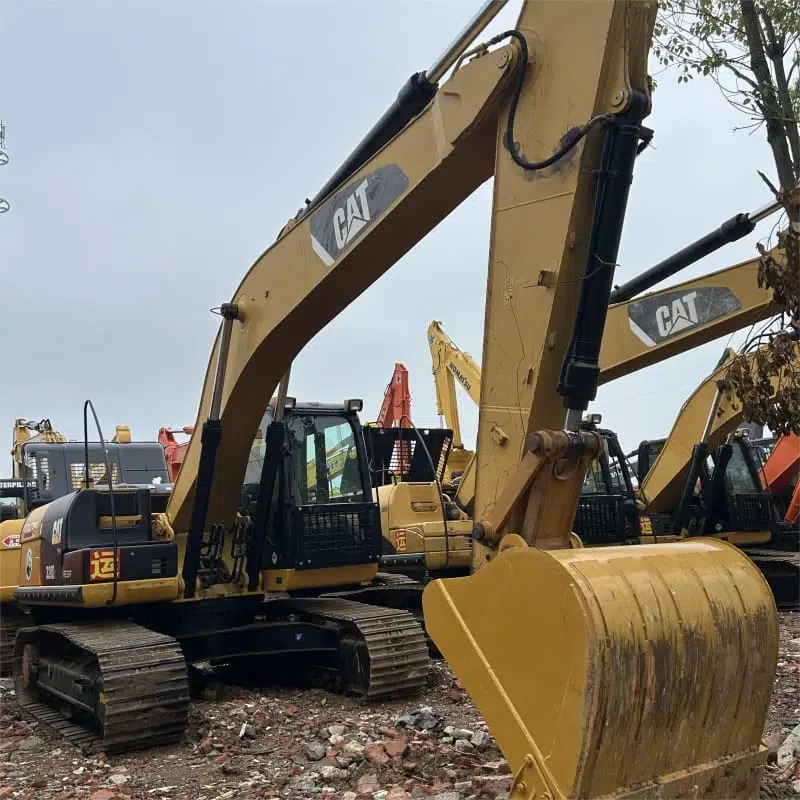 Used Caterpillar 320D Excavators