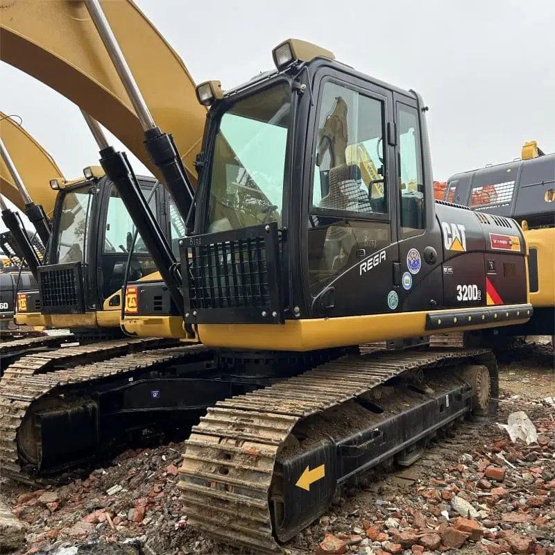 Used Caterpillar 320D Excavators