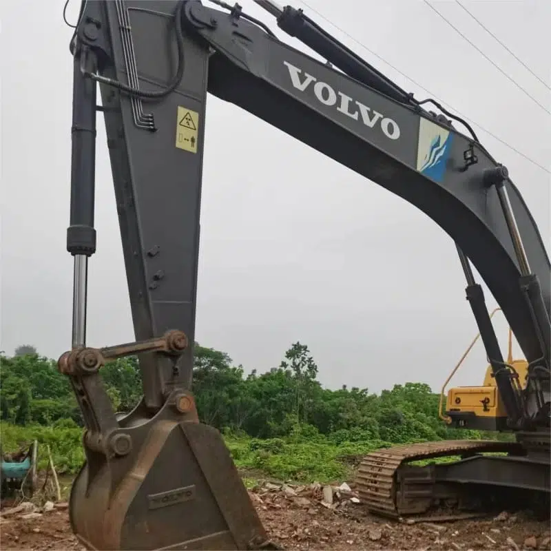 Used Volvo EC290BLC excavator