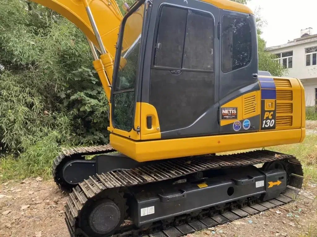 Used Komatsu PC130 excavator