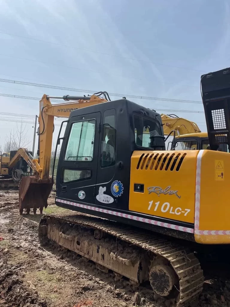 HYUNDAI 110LVS Excavators