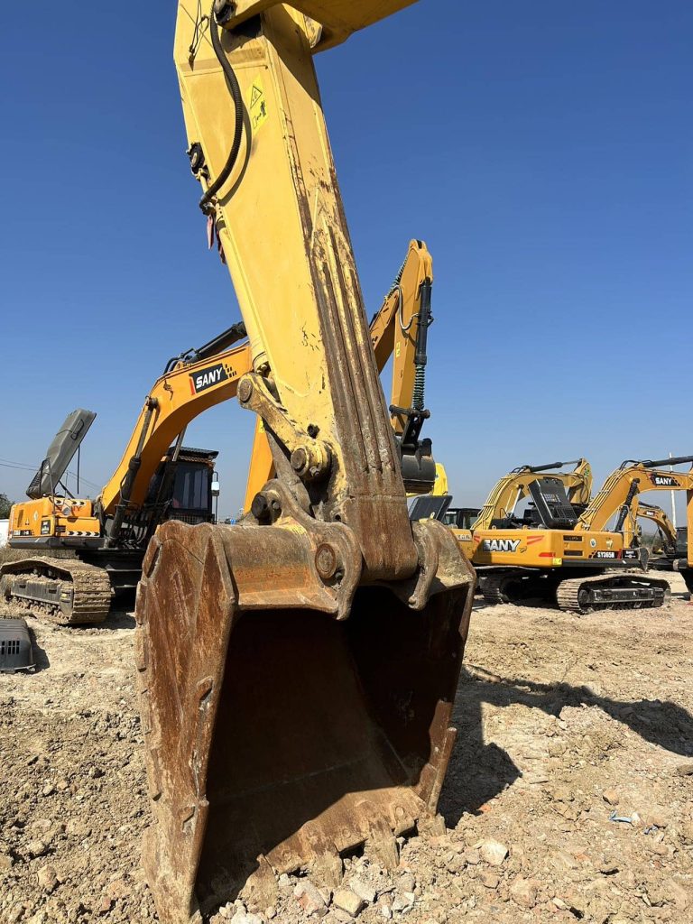 Used Komatsu PC450 excavator