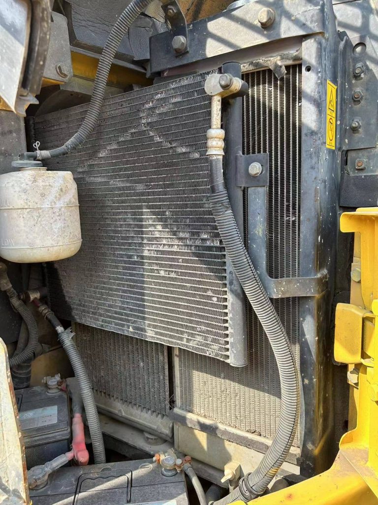 Used Komatsu PC78 excavator