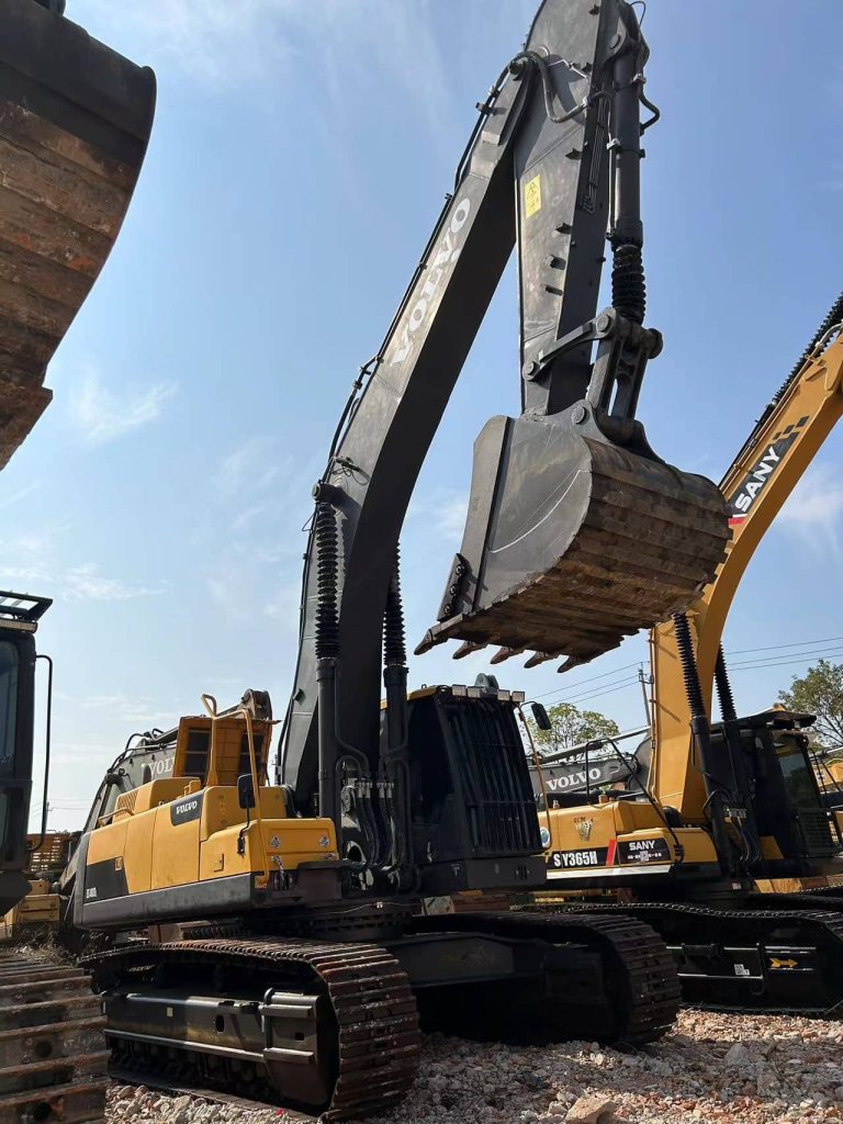 Used Volvo EC480DL excavator