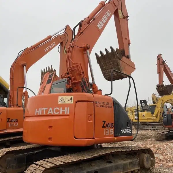 Hitachi ZX135 Used Excavator